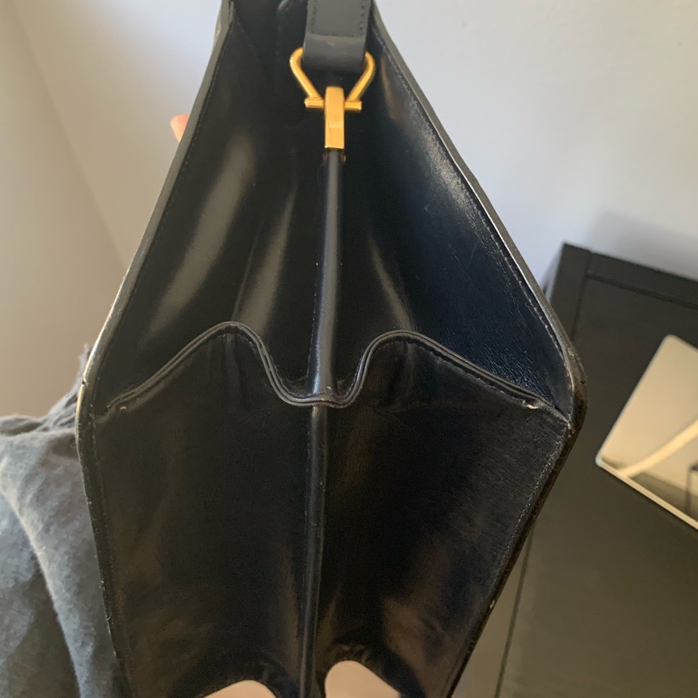 (27) GUCCI 70s Bag - Picture 11 of 12